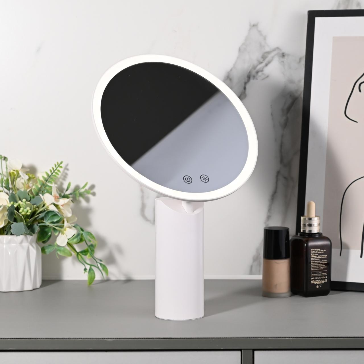 Bridget Makeup mirror