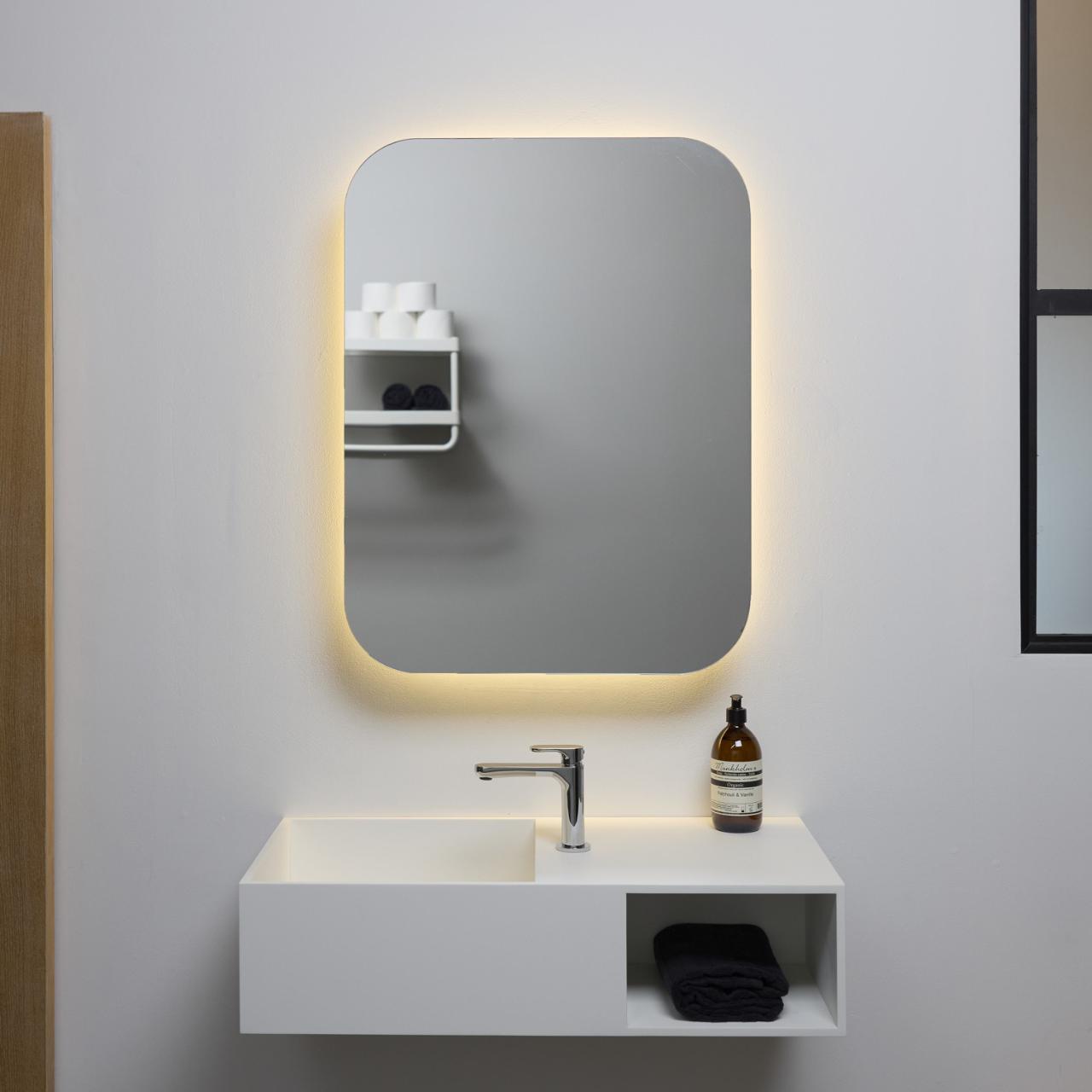 Rounded mirror cabinet 600x800 mm